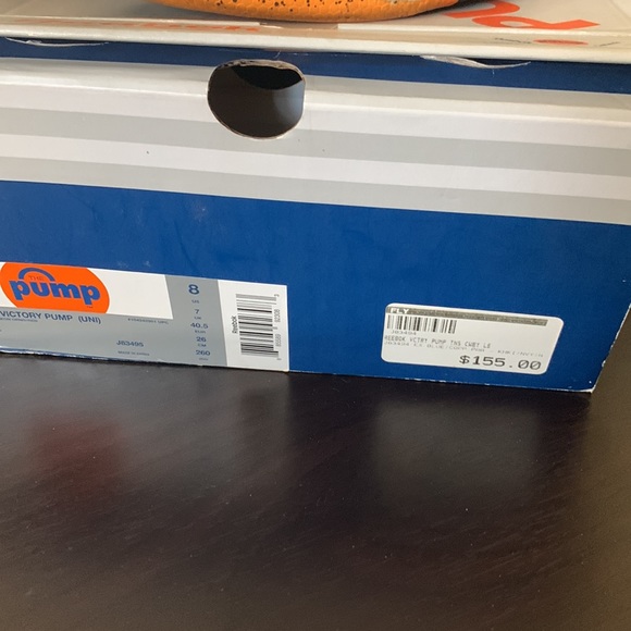 Reebok court victory pump size 8 used - Picture 2 of 8